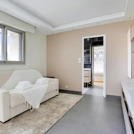 Appartement Modernity With Balcony-1br- 4p-saint-mande