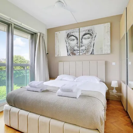 Modernity With Balcony-1br- 4p-saint-mande * Saint-Mandé