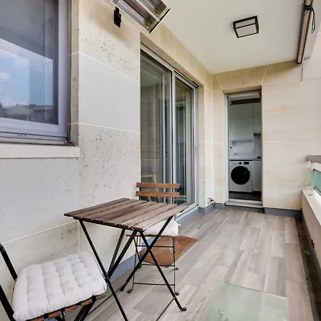 Modernity With Balcony-1br- 4p-saint-mande *